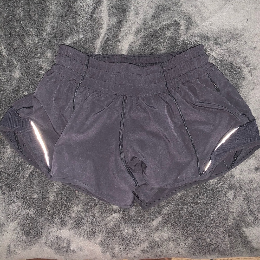 black lululemon athletic shorts
